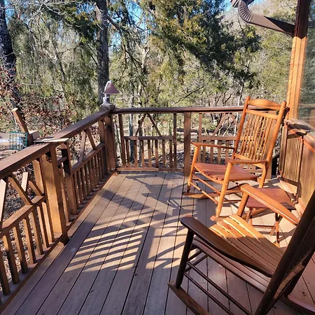 Botel Whispering Hollow Fr